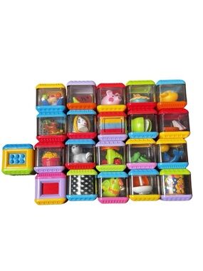 Fisher Price Peek-A-Boo Sensory Plastic Toy Blocks Lot Of 21